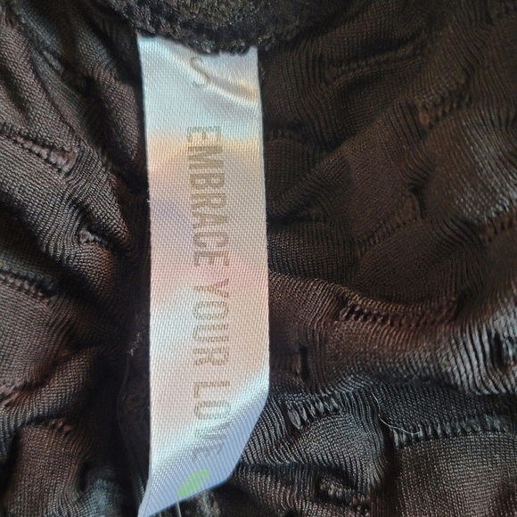 Embrace Your Love TikTok Leggings Womens Small Butt Enhancing Elastic Stretchy - Picture 7 of 8